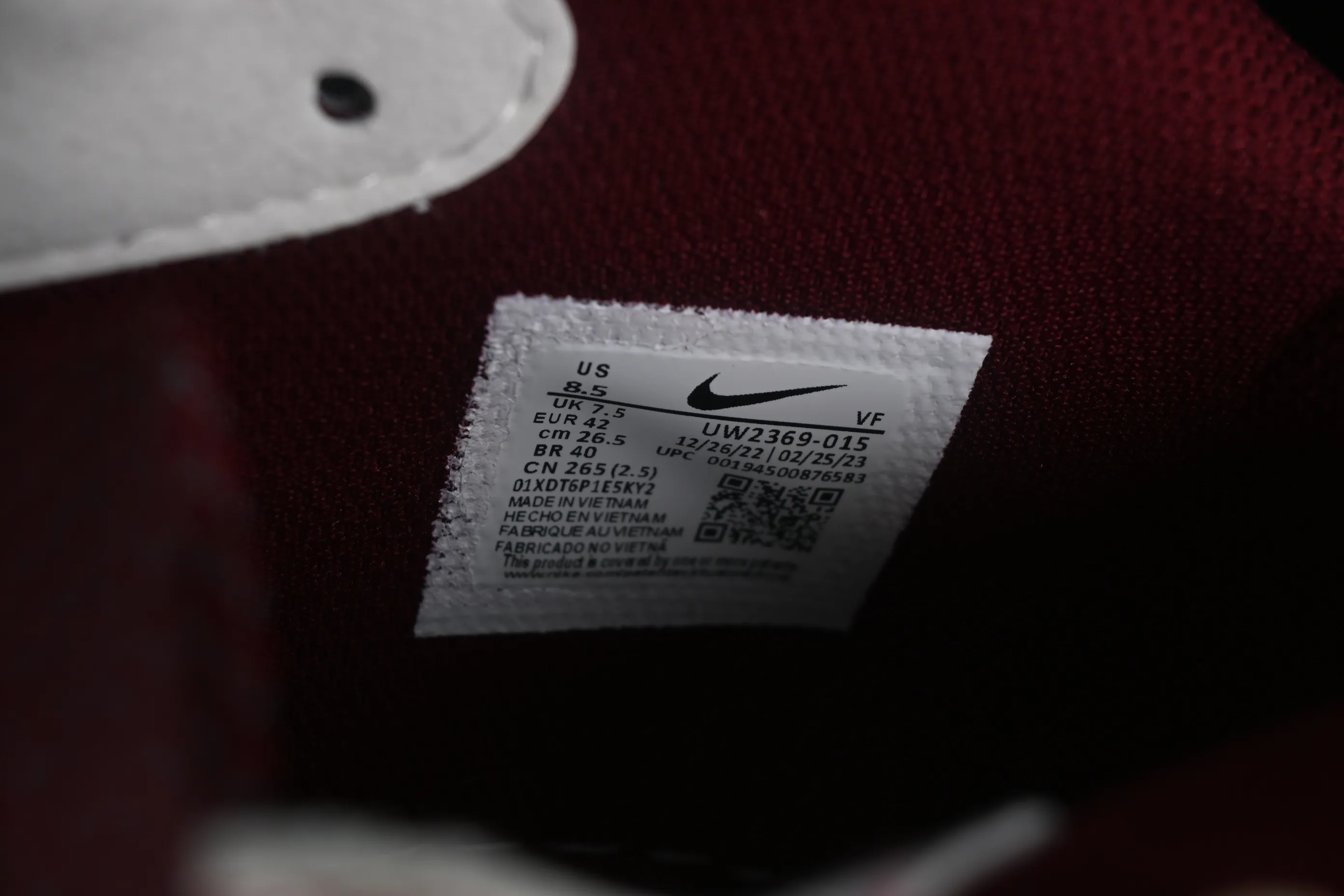 All categories Nk Air Force 1 Air Force series Nk Air Force 1 Mid Air Force mid-top Undefeated x Nk Air Force 1'07 Mid beige white red Air Force 1 mid-top casual sneakers UW2369-015
